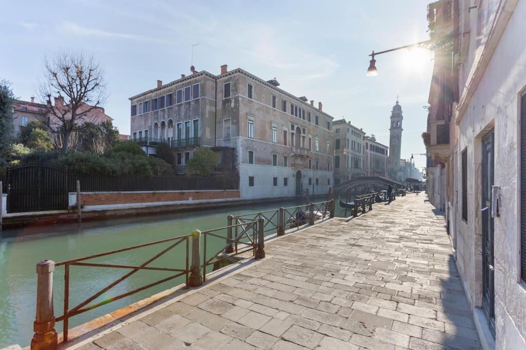 Dimora San Lorenzo Luxury Apartment Venice Exterior photo